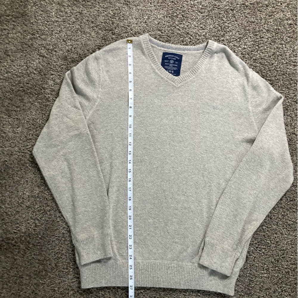 American Eagle Outfitters Men’s Gray V-Neck Sweater Size L - Picture 3 of 5